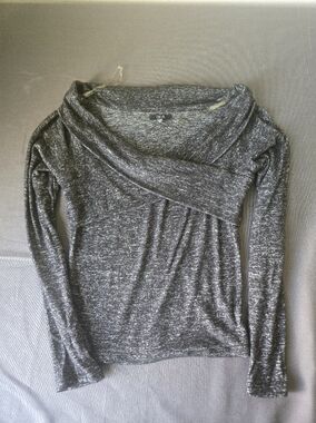 iris Charcoal Heather Crossover Long Sleeve Top
